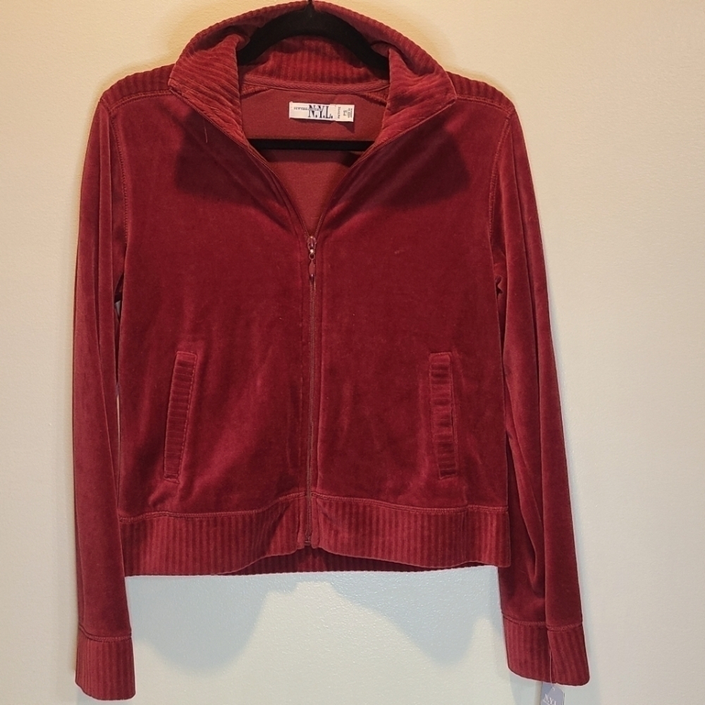 N.Y.L  Burgundy Velvet Jacket size petite small NWT